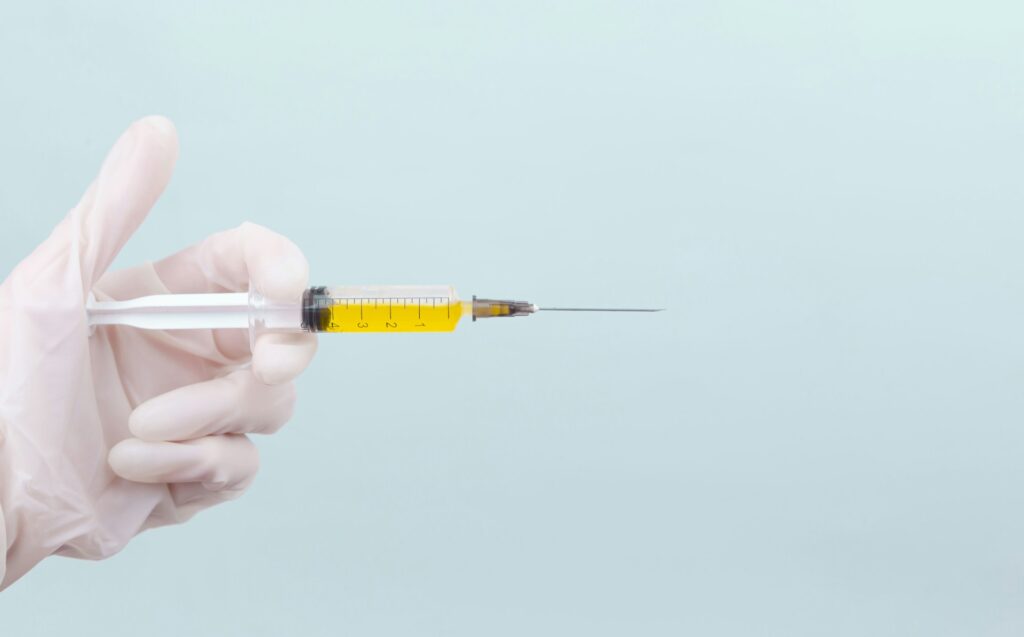 Facet joint injections